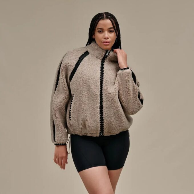 Nikia Crochet UGGfluff Jacke Nikia Crochet UGGfluff Jacke
