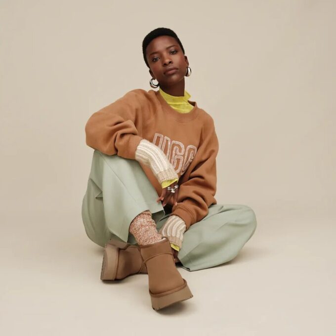 UGG Logo Rundhals-Sweatshirt UGG Logo Rundhals-Sweatshirt
